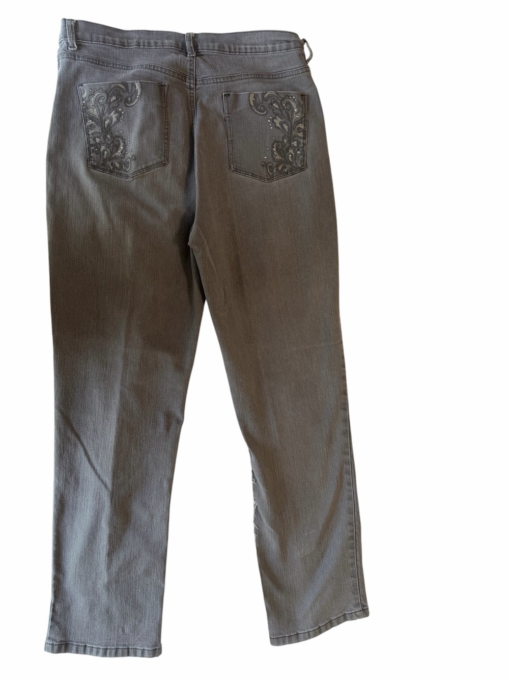 Gloria Vanderbilt Charcoal Gray Straight-Leg Jeans with Embroidered Back Pockets